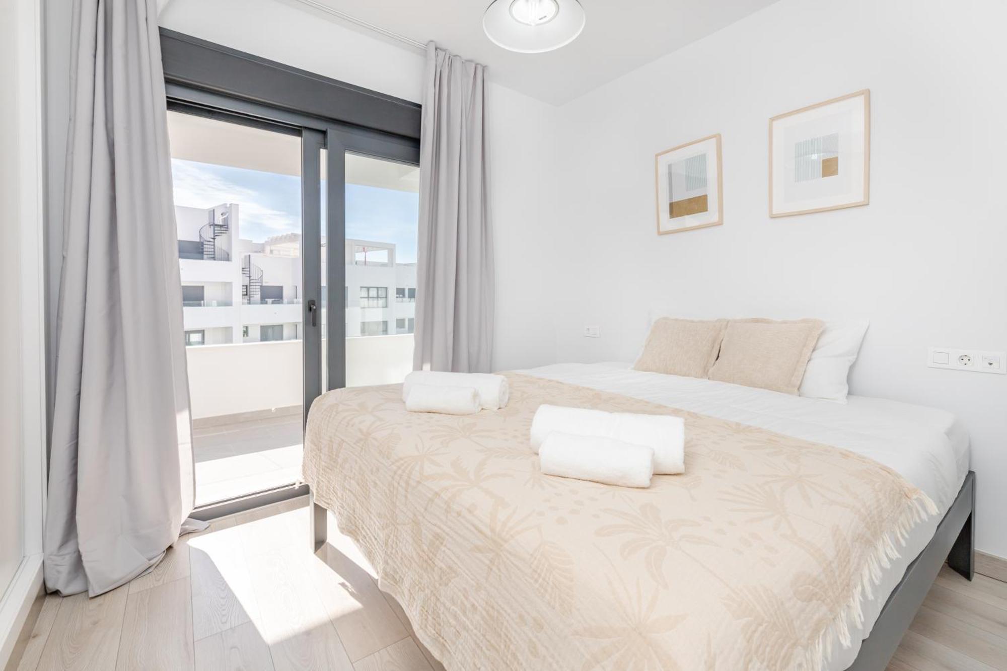 Appartement Casa Esmeralda, 7 Min To Beach, Garage Estepona