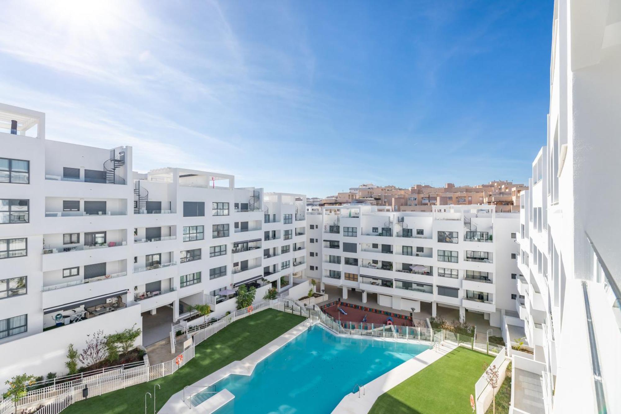 Casa Esmeralda, 7 Min To Beach, Garage *
